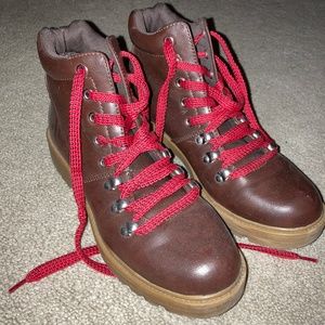 Brown Winter boots